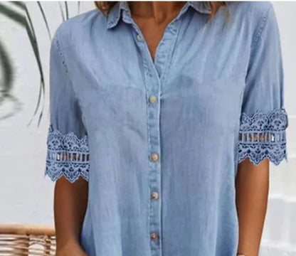 Blå ensfarget denim minikjole med krage og blondekant