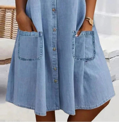 Blå ensfarget denim minikjole med krage og blondekant