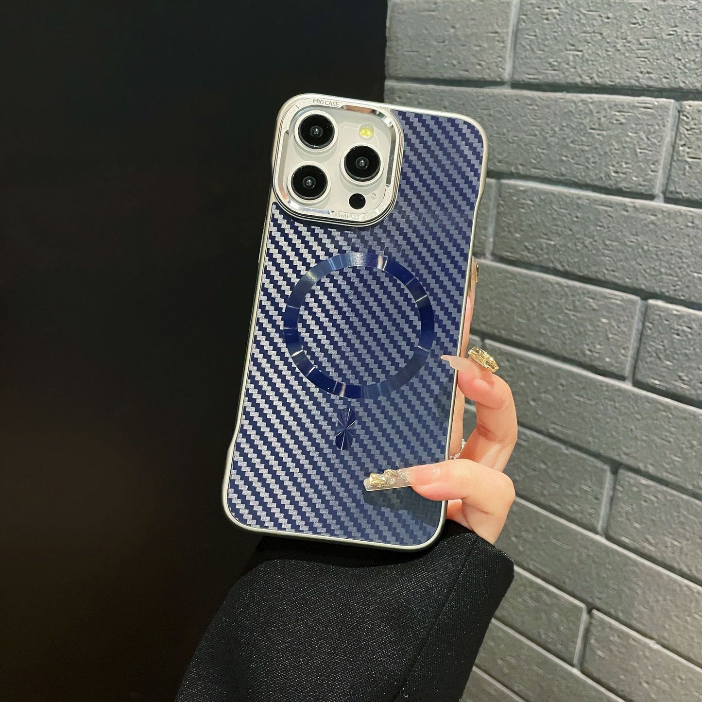 💥Hot Sale 50% OFF🔥Carbon Fibre Bezel-less Magnetic Skin Friendly iPhone Case