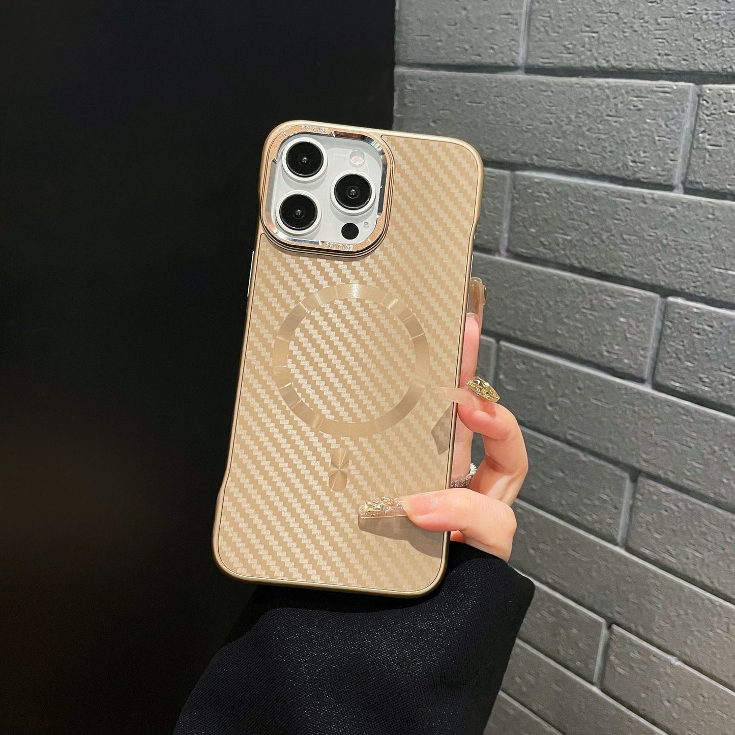 💥Hot Sale 50% OFF🔥Carbon Fibre Bezel-less Magnetic Skin Friendly iPhone Case